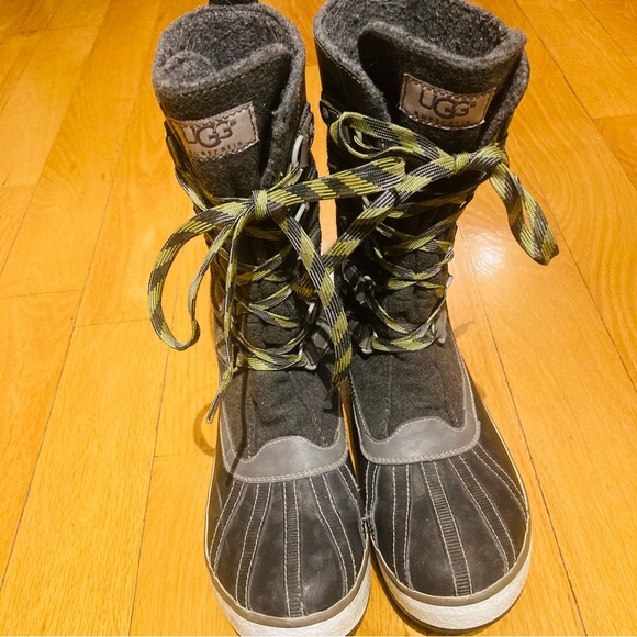 Ugg Baroness SNOW BOOTS - Picture 2 of 15